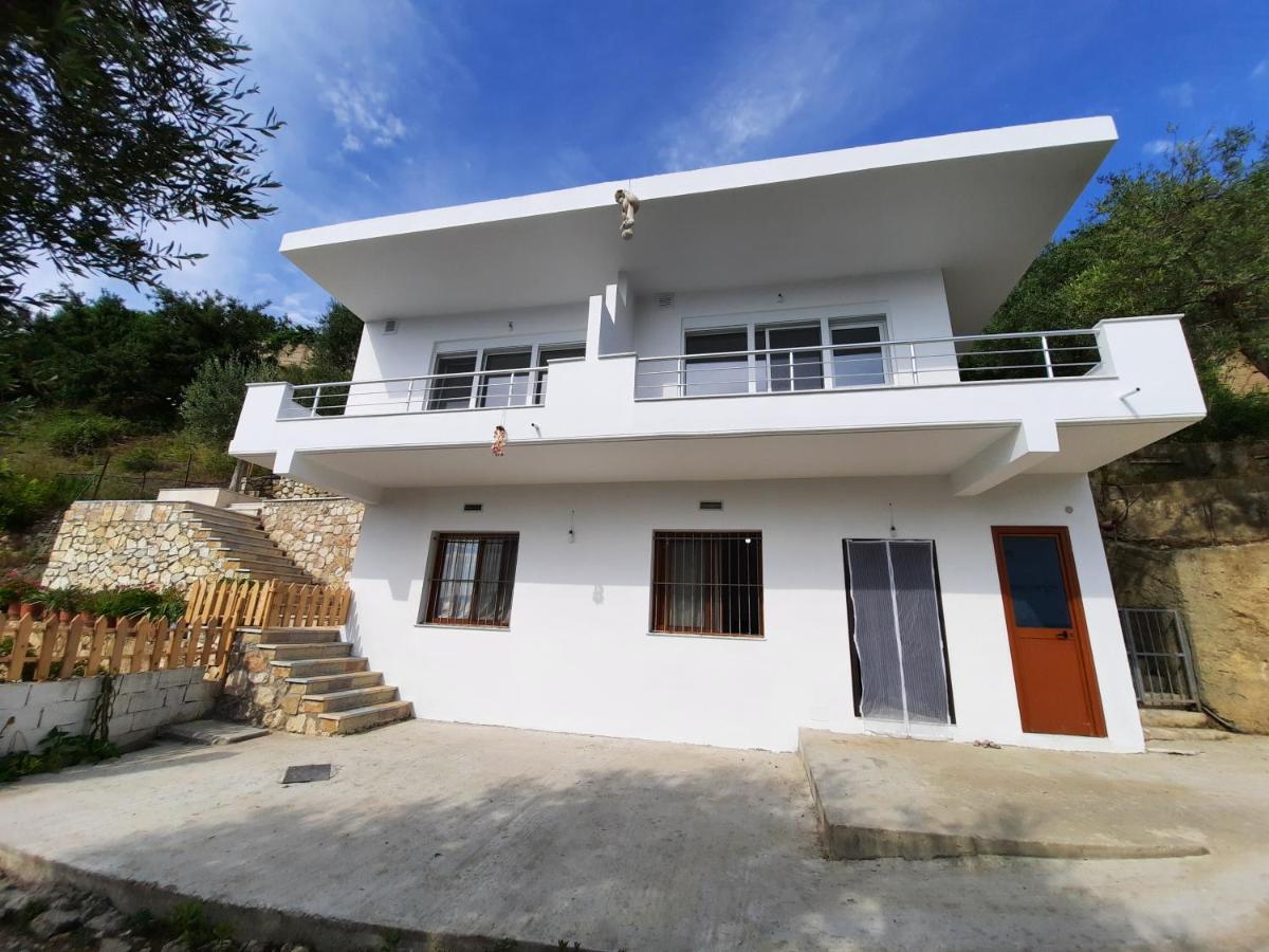 Flower Hill Vlore Luaran gambar