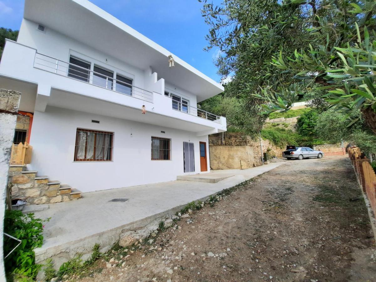 Flower Hill Vlore Luaran gambar